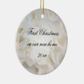 新しい家の白い花柄の初めてのクリスマス セラミックオーナメント (右)