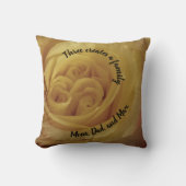 新しい家族淡黄色のバラの写真の花の採用 クッション (正面)