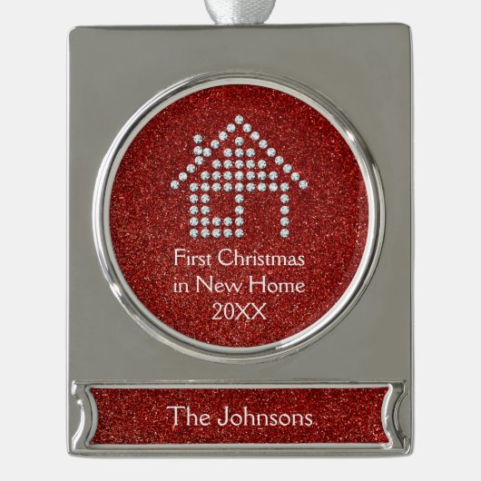 新しい家2017%のpipe%赤いグリッターの初めてのクリスマス シルバープレートバナーオーナメント (正面)