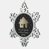 新しい家|のダマスク織の初めてのクリスマス スノーフレークピューターオーナメント (右)