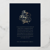 新しい年への喜び | 家族写真 エレガントなスクリプト 箔シーズンカード (裏面)