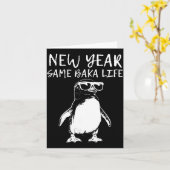 新しい年もバカライフ 面白いペンギンのジョーク カード (黄色い花)