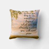 新しい引用文を試やる気を起こさせるす クッション (裏面)