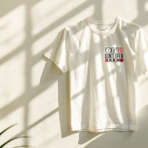 新しい扉を開く引用句 ブラック レッド ホワイト レター Tシャツ