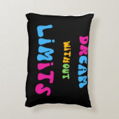 新しい枕を夢に見る アクセントクッション (裏面(縦))