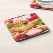 新しい果実フルーツが付いているワッフルのケーキ コースター (左側)