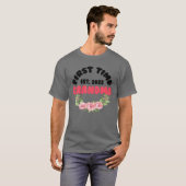 新しい祖母に昇格Mimi – 初のおばあちゃん Tシャツ (正面フル)