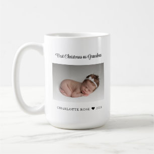 新しい祖母の初めてのクリスマスを祖母として コーヒーマグカップ