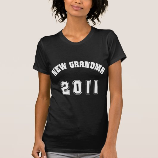新しい祖母2011の暗闇のTシャツ Tシャツ (正面)