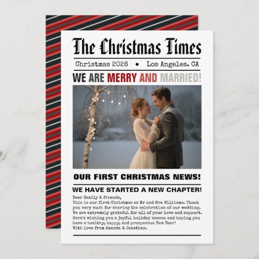 新しい私たちの初めてのクリスマス新聞スタイル写真 シーズンカード (正面/裏面)