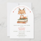 新しい章が始まるストーリーブックアーチベイビーシャワー 招待状 (正面)