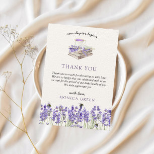 新しい章が始まる本ラベンダーの女の子ベビーシャワー サンキューカード