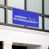 新しい管理下 横断幕 (ビルの外側)