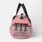 新しい美しさが似合う ダッフルバッグ (右)