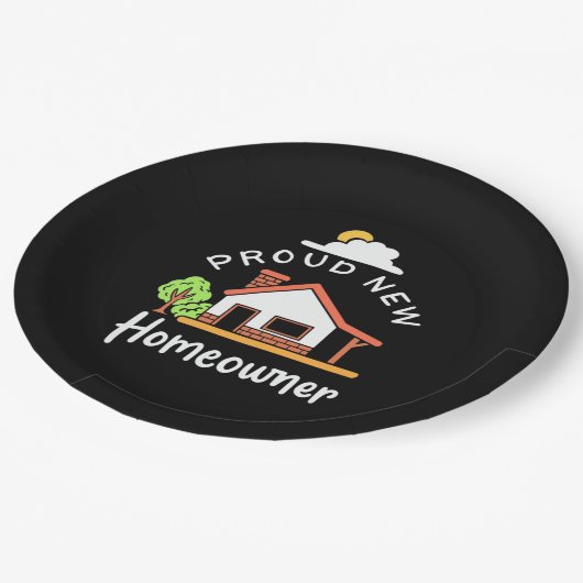 新しい誇りを持った住宅所有者 ペーパープレート (アングル)