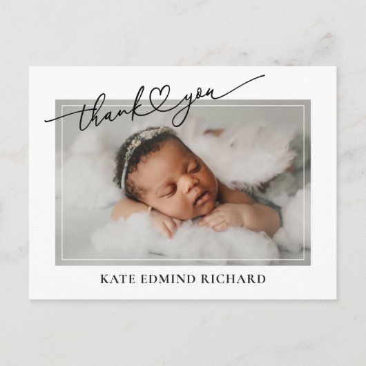 新しい赤ちゃんの写真を使ったハートフルなスクリプト 誕生のお知らせカード ポストカード (正面)