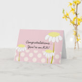 新しいRNの公認看護師のお祝いのデイジー カード (黄色い花)