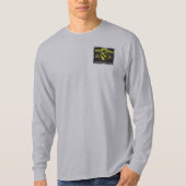 新しくカッコいい再設計された第1騎兵部門 Tシャツ (正面)