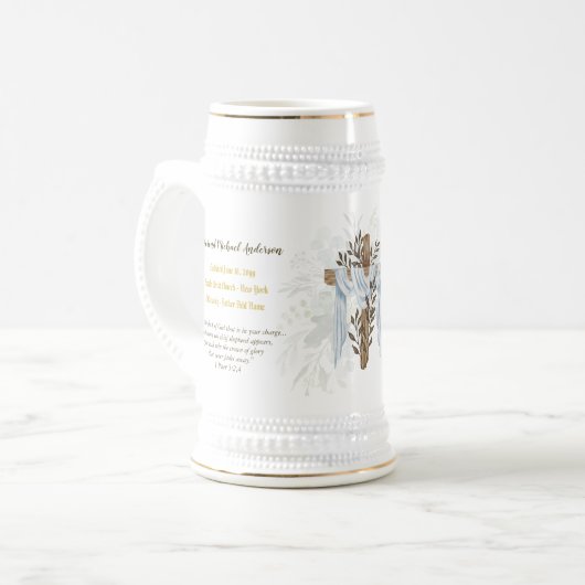 新たに叙任された司祭デアコン大臣マグカップ ビールジョッキ (正面左)