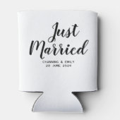 新パーソナライズされた婚ハネムーンたった今結婚しました 缶クーラー (裏面)