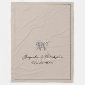 新パーソナライズされた素朴婚Keepsakeモノグラム フリースブランケット (正面)