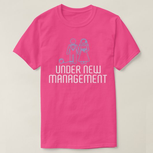 新マネジメントのもと、新婚パーティー&独身最後の夜 Tシャツ (デザイン正面)