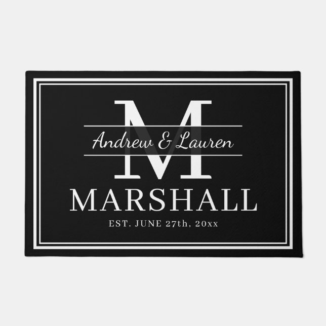 新モダン婚カップルモノグラムのたった今結婚しました ドアマット (正面)