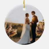 新モダン婚2枚の写真初めてのクリスマス セラミックオーナメント (裏面)