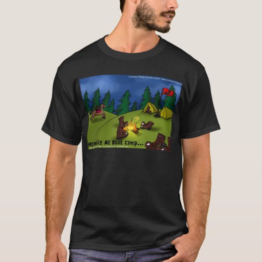 新兵訓練所での出来事 おもしろTシャツ ギフト カードなど Tシャツ (正面)