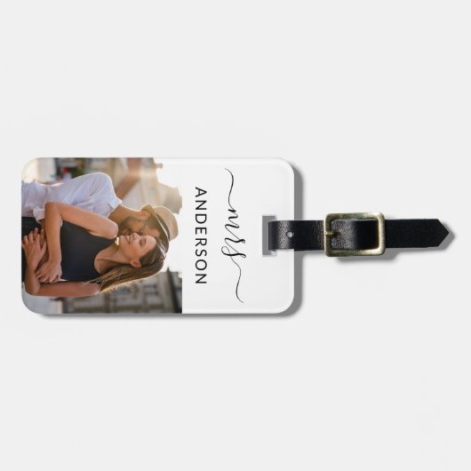 新婚のミセスと新婚旅行の脚本と写真 ラゲッジタグ (正面横)