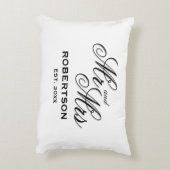 新婚のミセス・エレガントタイポグラフィ アクセントクッション (裏面(縦))