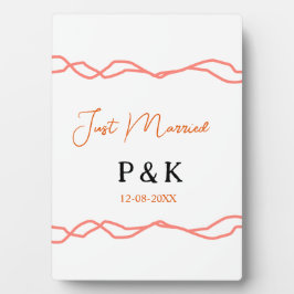 新婚ほやほや カップル名 日付 赤 ヴィンテージ枠 フォトプラーク