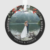 新婚クリスマスフォトウォーターカラーホリーブラック オーナメント (裏面)