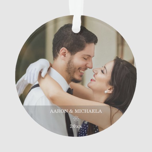 新婚初めてのクリスマス夫妻の写真 オーナメント (裏面)
