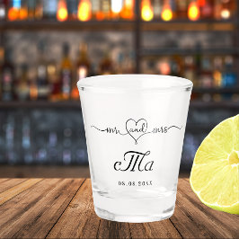 新婚夫婦のイニシャル入りウェディングパーティー ショットグラス