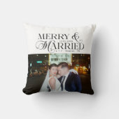 新婚夫婦のクリスマス　結婚記念写真　ファーストクリスマス クッション (正面)