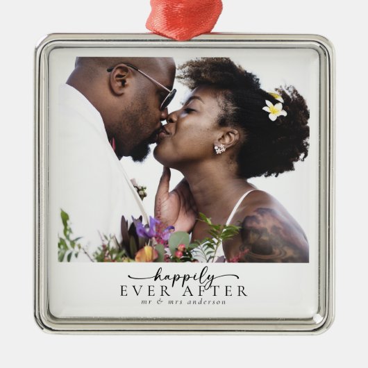 新婚夫婦の写真を見て幸結婚福に メタルオーナメント (正面)