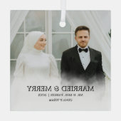 新婚夫婦の最初のクリスマス写真 ガラスオーナメント (裏面)