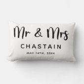 新婚夫婦 ランバークッション (正面)