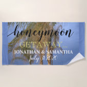 新婚旅行の逃走のヤシの木のビーチタオル ビーチタオル (正面)