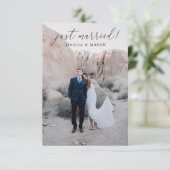 新婚旅行中にサプライズ発表 ご招待 招待状 (スタンド正面)