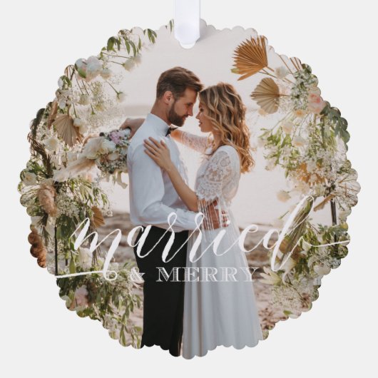 新婚結婚した者メリーのクリスマス写真 オーナメントカード (正面)