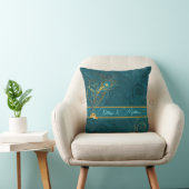 新婚者のティール（緑がかった色）の孔雀および金ゴールドの名前をカスタムする クッション (椅子)