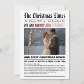 新婚 私たちの初めてのクリスマス 新聞スタイルの写真 シーズンカード (正面)