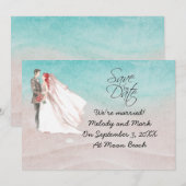 新婦と新郎がビーチに立つビーチウェディング 招待状 (正面/裏面)
