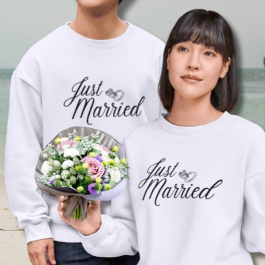 新婦のたった今結婚しましたマッチングハネムーン服 Tシャツ