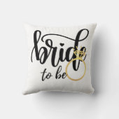 新婦の結婚バチェロレッテブライダルシャワー クッション (裏面)