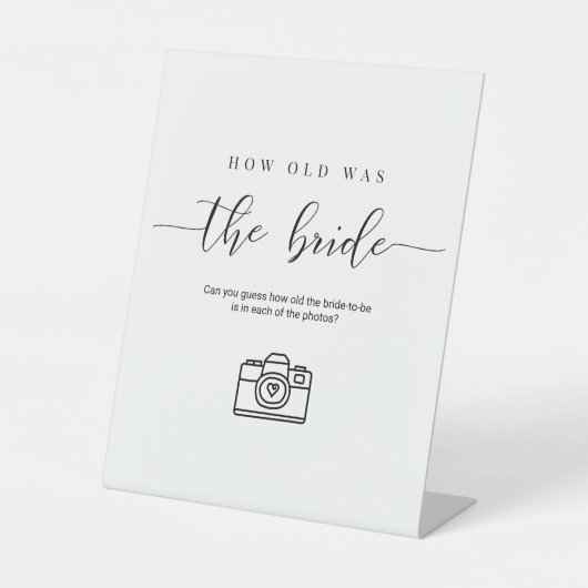新婦は何歳だった – ブライダルシャワーサイン 台座サイン (正面)
