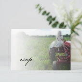 新婦オンファームトラクターカントリー結婚式RSVPカード 出欠カード (スタンド正面)