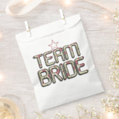 新婦チームの結婚披露宴の時間の作成 フェイバーバッグ (クリップ留めされた状態)